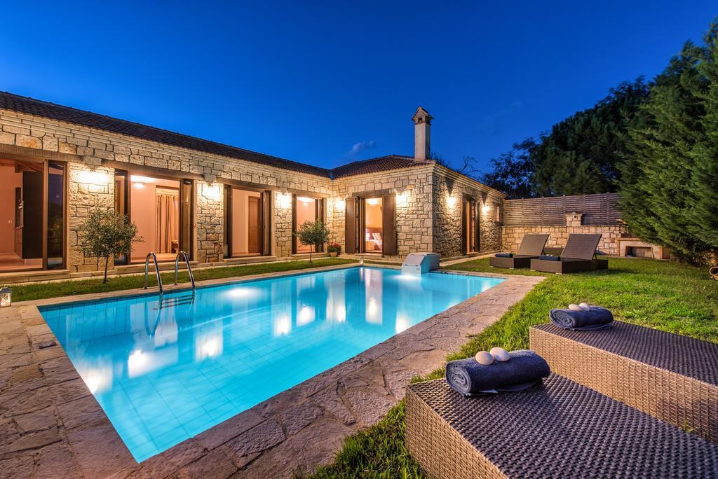 Astarte Villas - Kyveli Luxurious Private Villa Gaitani Oda fotoğraf
